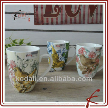 Taza de café de cerámica de la porcelana de la venta al por mayor del diseño moderno